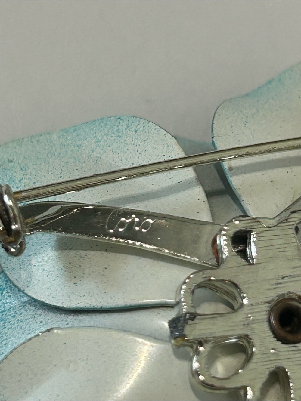 Coro Brooch - Picture 3 of 3